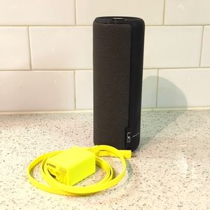 UE Boom Wireless Bluetooth Speaker, Black